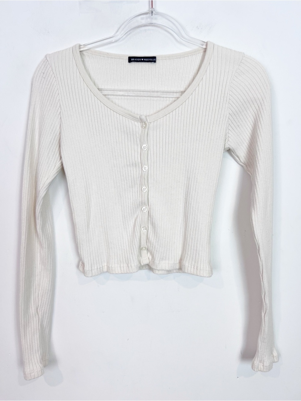 BRANDY MELVILLE OFF-WHITE RIBBED BUTTON FRONT LONG SLEEVE SHIRT ONE SIZE